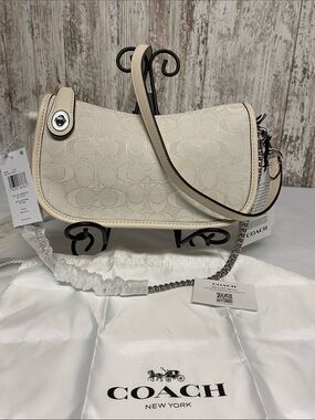 Coach Ivory Jac Swinger Shoulder Bag with Chain Handle/Crossbody Strap